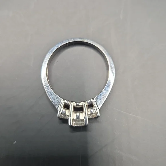 1 Carat Total Weight Diamond Engagemwnt Anniversary Wedding Ring Size 8